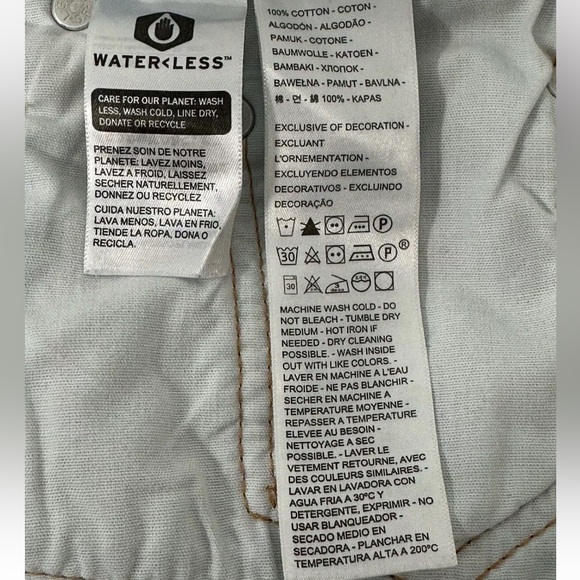 Levi's 501 Button Fly Distressed Jean Shorts W27 Light Wash Cut Offs Women's - Picture 9 of 12